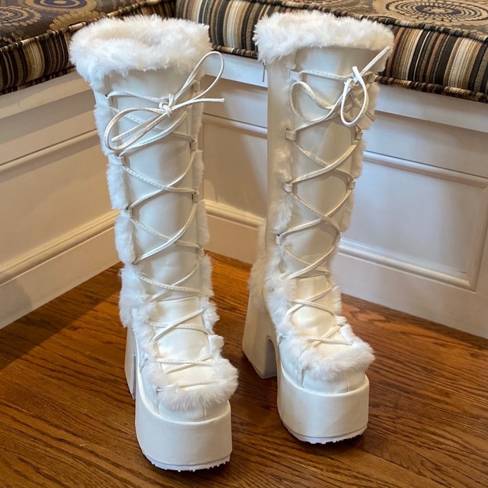Demonia High Platform Boots CAMEL-311 White Size 12 Women's